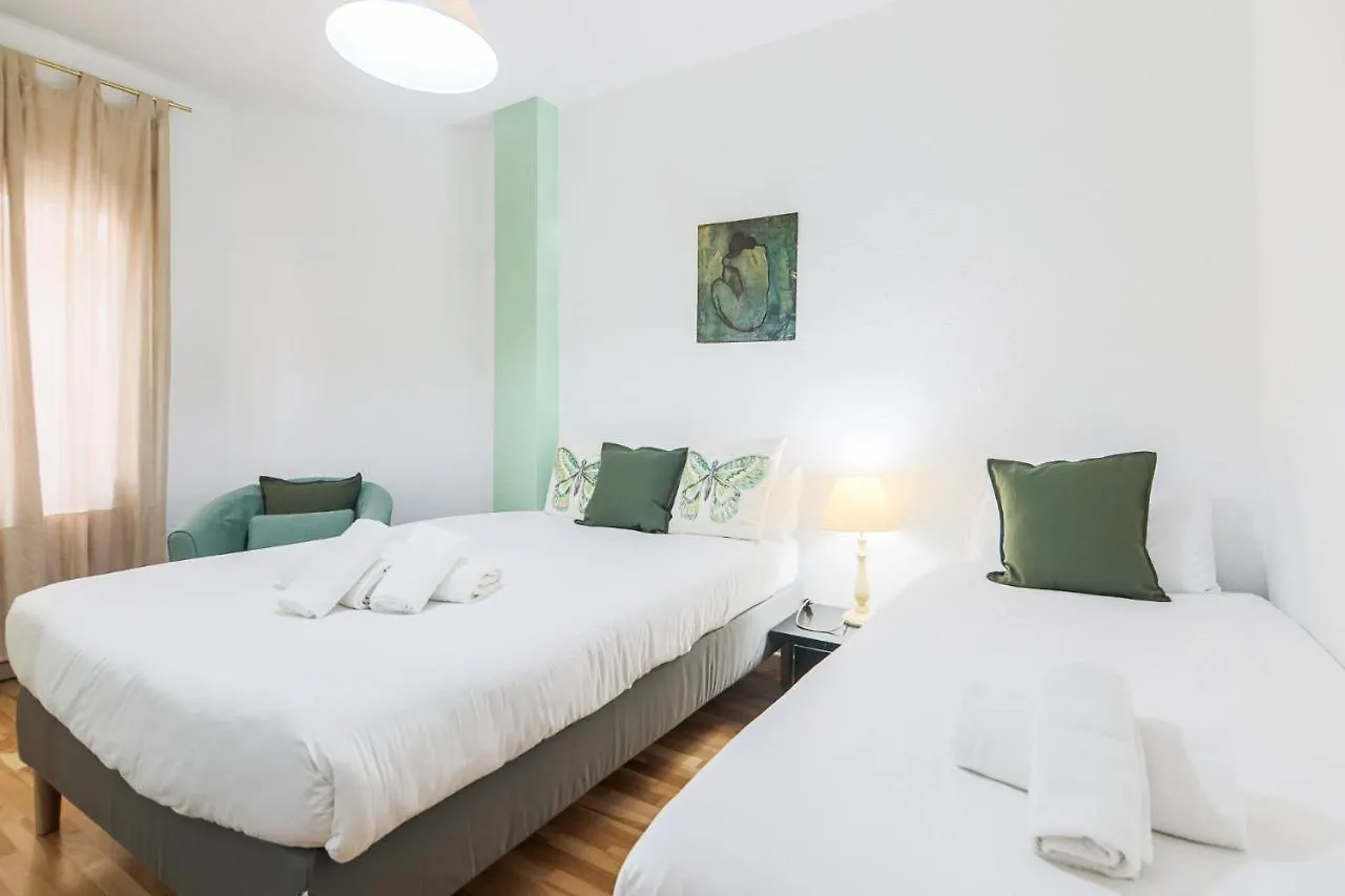 Be Barcelona Arco Del Triunfo Sunny Colors III Apartment Spain